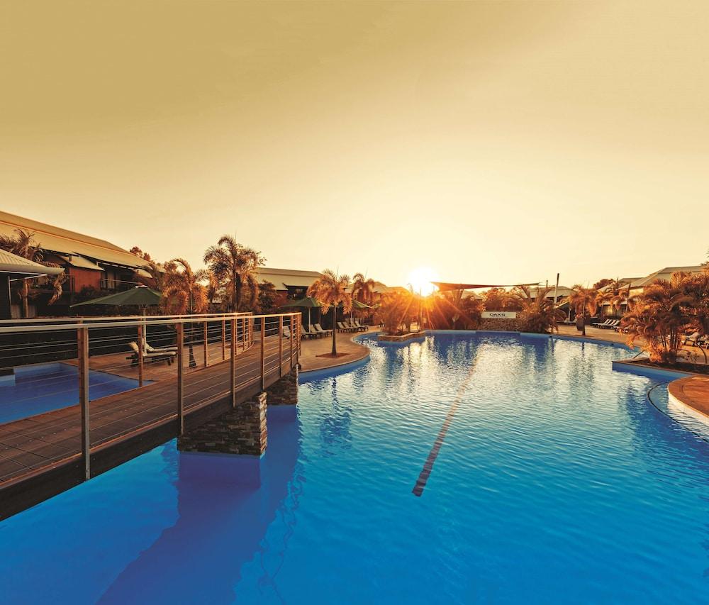 Oaks Cable Beach Resort Exterior foto